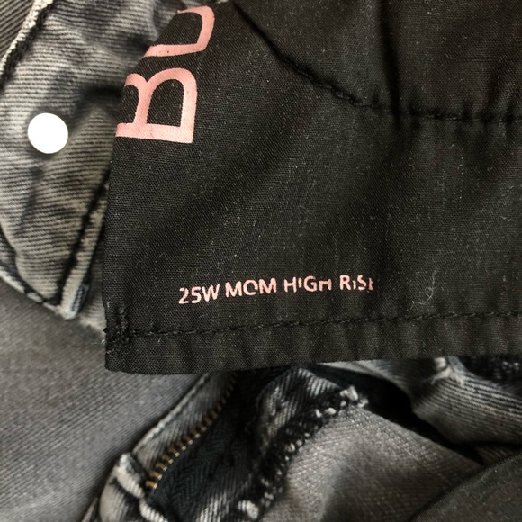 urban outfitters dark grey high rise mom jeans - Picture 3 of 4